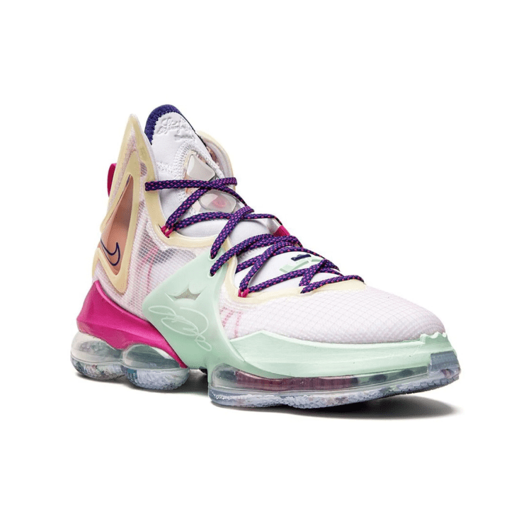 Nike Tenis Altos LeBron 19 - Imagen 4