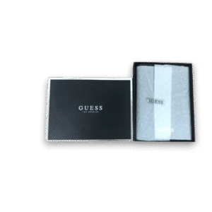 Estuche Para Pasaporte Guess
